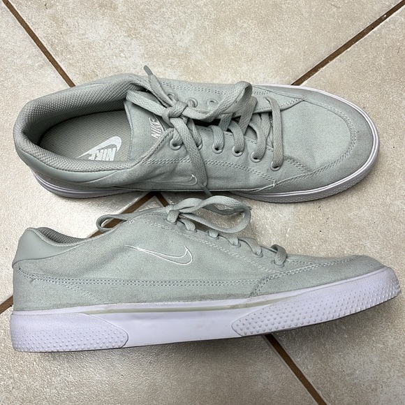 nike womens retro gts